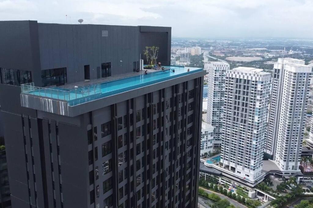 Hill10 I-city By Vee -wifi & Netflix - Comfy & Cozy Apartment